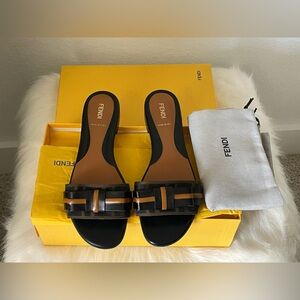 Fendi Women's Black and Brown Slide Sandals